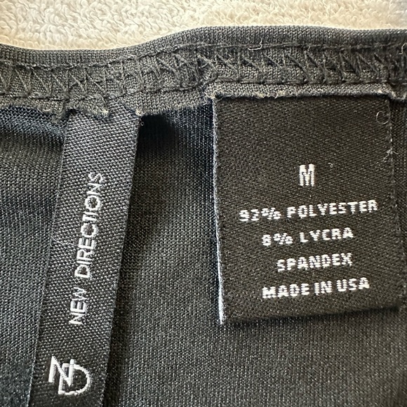 New direction black square neck tank top - Picture 2 of 2